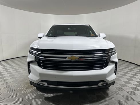 Used 2022 Chevrolet Tahoe LT w/ Luxury Package image 2