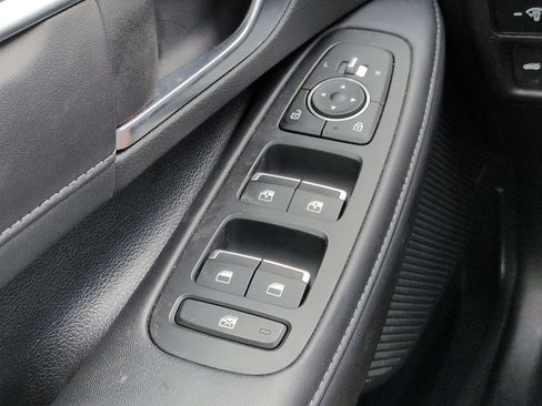 Used 2021 Hyundai Sonata Limited FWD image 25