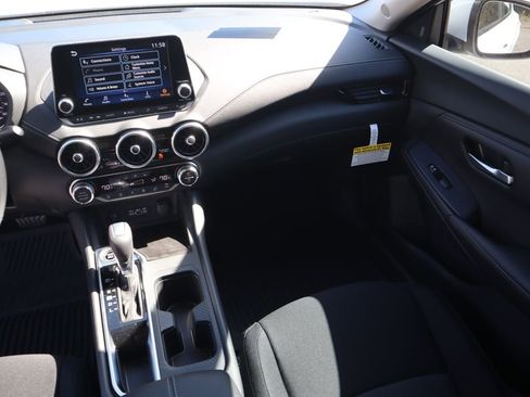 New 2025 Nissan Sentra SV w/ All-Weather Package image 10