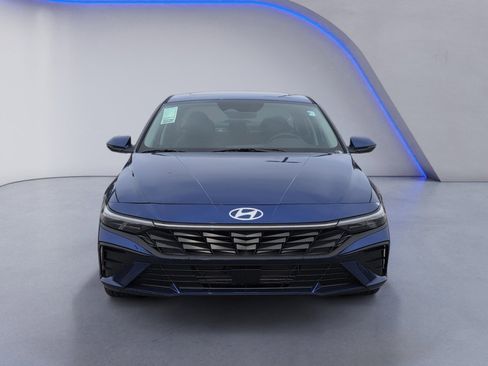 New 2026 Hyundai Elantra Limited image 8