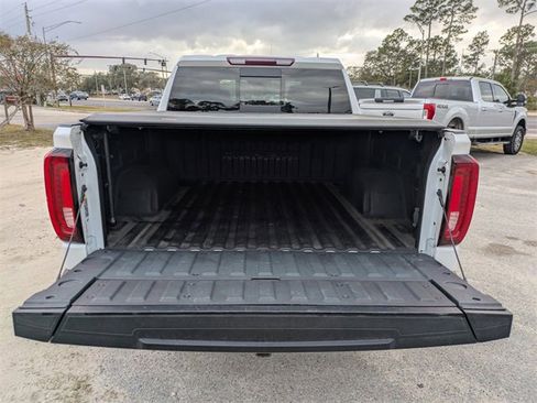 Used 2022 GMC Sierra 1500 Denali w/ Denali Premium Package image 12