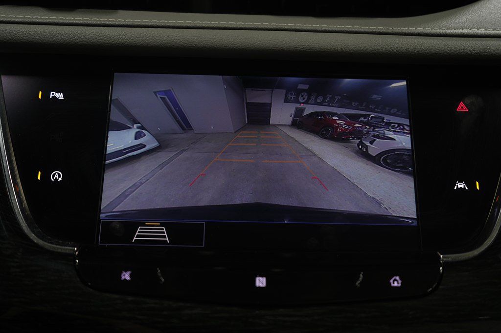 Used 2020 Cadillac XT6 Premium Luxury AWD/4WD image 16