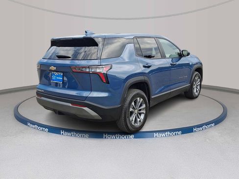 Used 2025 Chevrolet Equinox LT AWD/4WD image 6