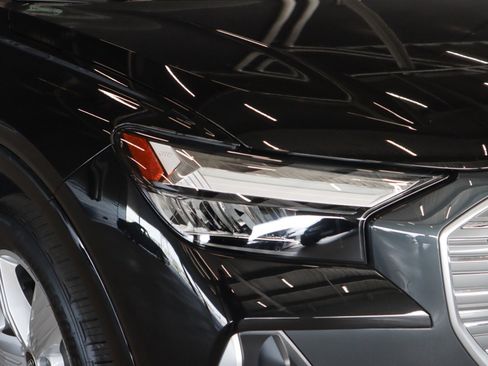 Certified 2024 Audi Q4 e-tron Premium Plus w/ Premium Plus image 26