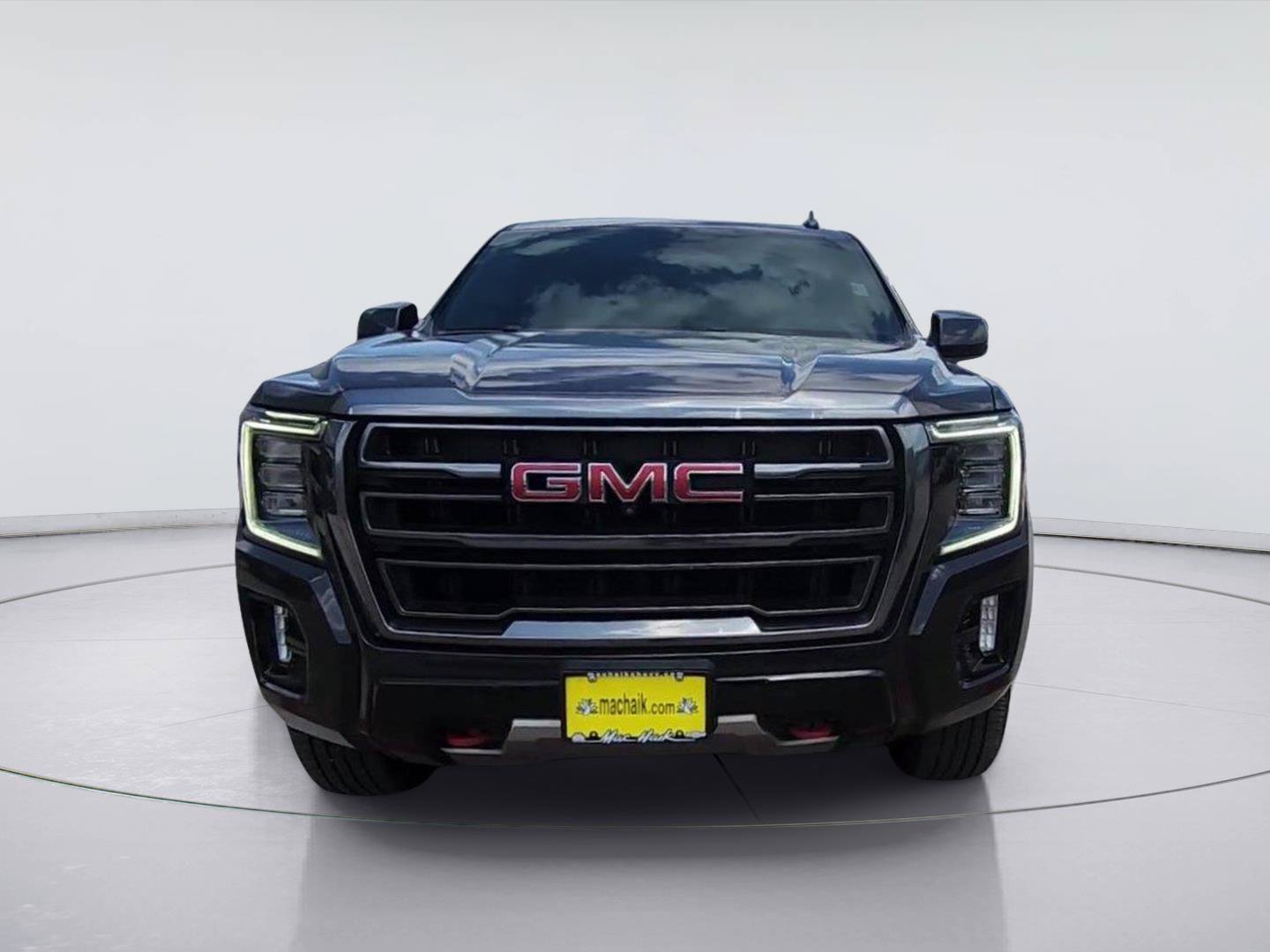 Certified 2023 GMC Yukon AT4 w/ AT4 Premium Plus Package AWD/4WD image 3