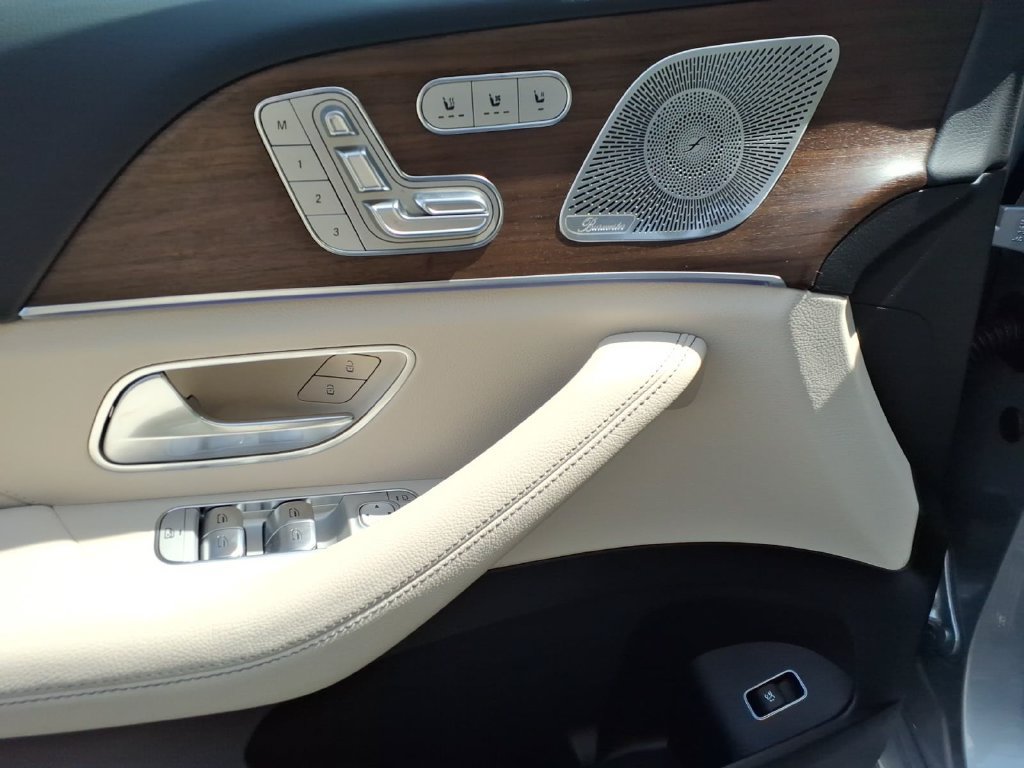 Certified 2026 Mercedes-Benz GLE 350 4MATIC image 12