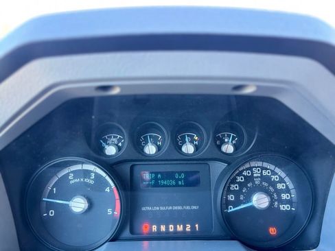 Used 2016 Ford F250 XL w/ Power Equipment Group image 23