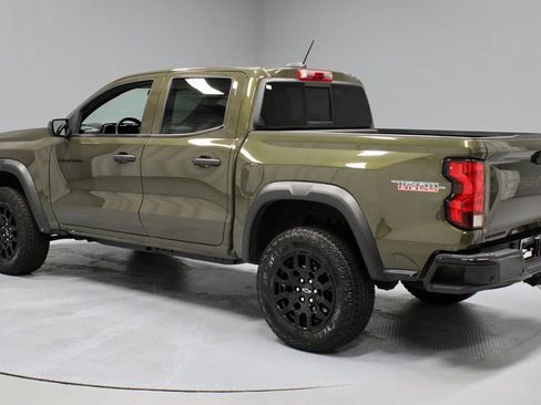 Used 2025 Chevrolet Colorado Trail Boss AWD/4WD image 11