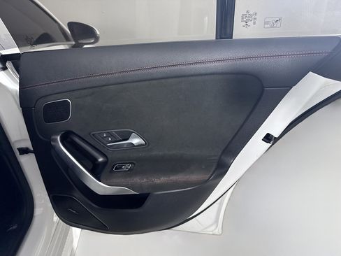 Used 2020 Mercedes-Benz CLA 250 4MATIC image 28