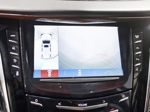 Used 2017 Cadillac Escalade ESV Luxury image 22