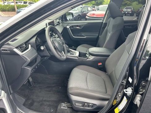 Used 2024 Toyota RAV4 XLE w/ Convenience Package AWD/4WD image 22