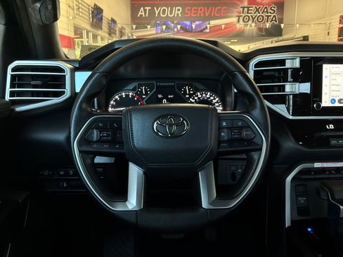 Used 2025 Toyota Tundra SR5 RWD image 31