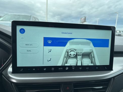 New 2026 Ford Escape Base image 25