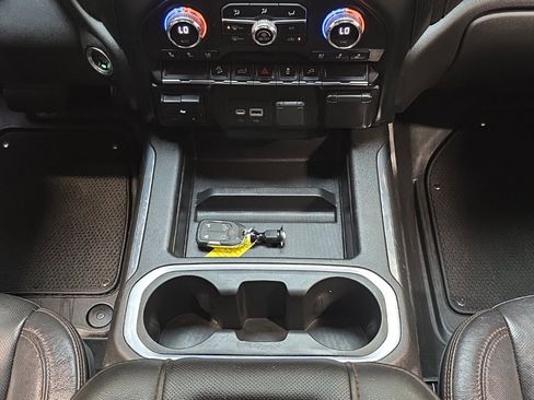 Used 2021 GMC Sierra 1500 AT4 image 29