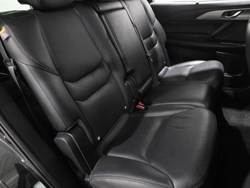 Used 2019 MAZDA CX-9 Touring w/ Touring Premium Package image 17