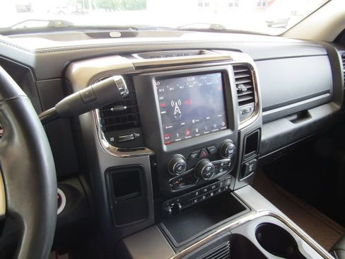Used 2018 RAM 2500 Laramie w/ Sport Appearance Group RWD image 27