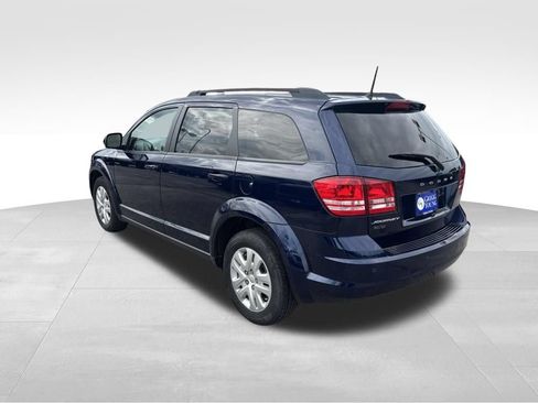 Used 2020 Dodge Journey SE FWD image 4