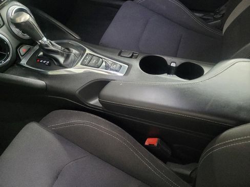Used 2017 Chevrolet Camaro LT RWD image 26