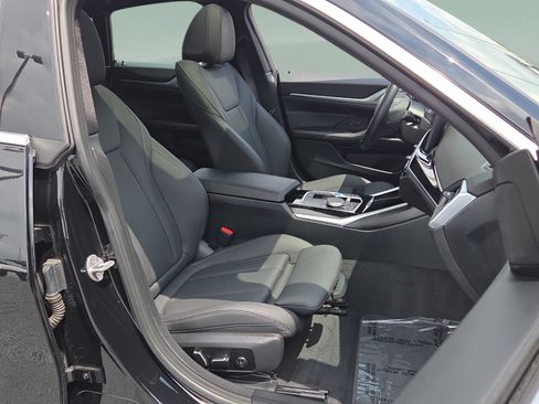 Used 2024 BMW i4 eDrive35 w/ Convenience Package RWD image 16