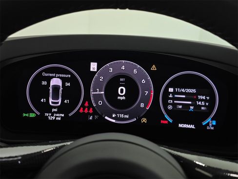 Used 2025 Porsche Cayenne GTS image 15