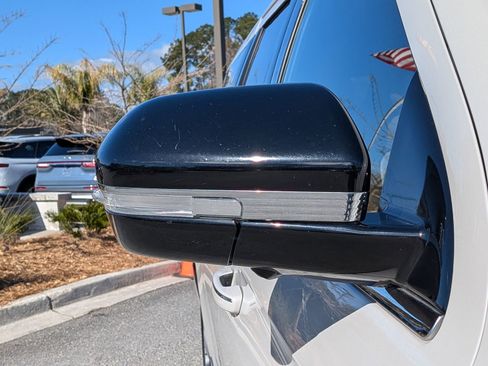 Certified 2022 Lincoln Navigator L Reserve image 13