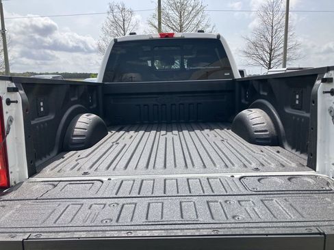 Used 2024 Ford F250 Lariat w/ Lariat Ultimate Package image 23