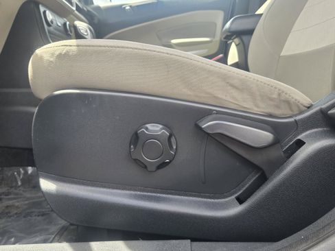 Used 2019 Ford EcoSport S FWD image 12