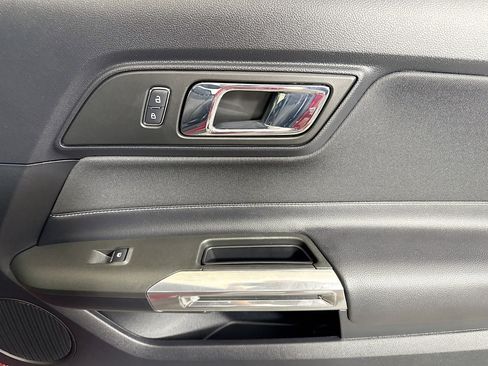 Used 2016 Ford Mustang Coupe w/ Equipment Group 051A image 29