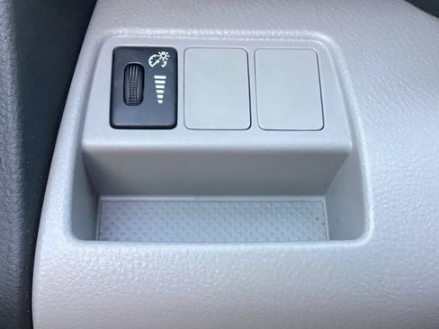 Used 2007 Toyota RAV4 2WD image 16