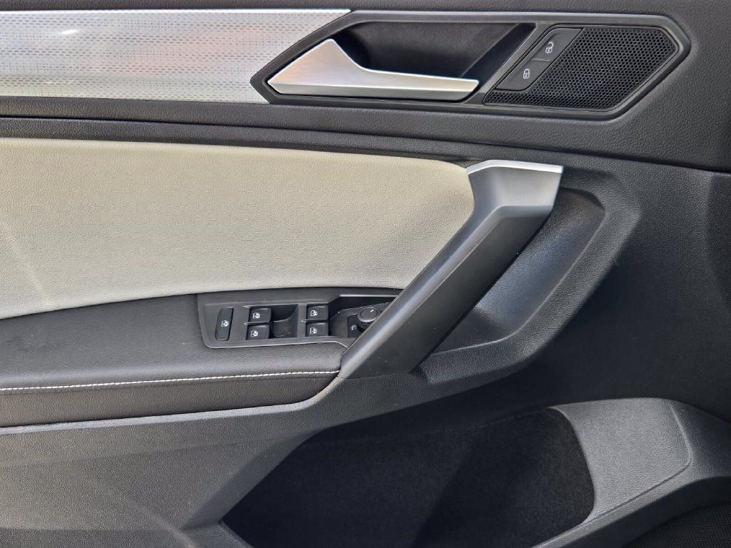 Certified 2024 Volkswagen Tiguan S FWD image 29