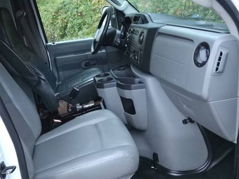 Used 2015 Ford E-350 and Econoline 350 Super Duty w/ Power Windows & Locks Group RWD image 15