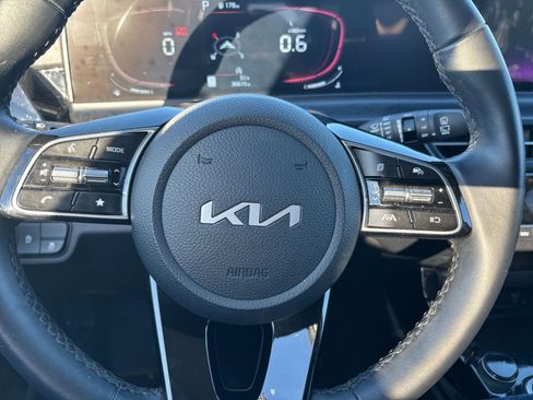 Used 2025 Kia Seltos S image 28