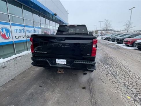 Used 2022 Chevrolet Silverado 2500 LT w/ Convenience Package image 7
