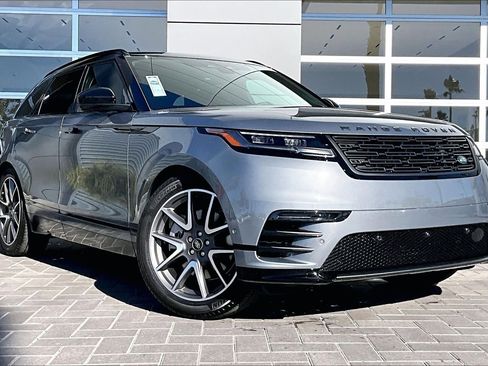 New 2026 Land Rover Range Rover Velar Dynamic SE image 2