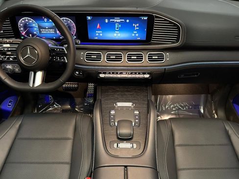 New 2025 Mercedes-Benz GLS 450 4MATIC image 25