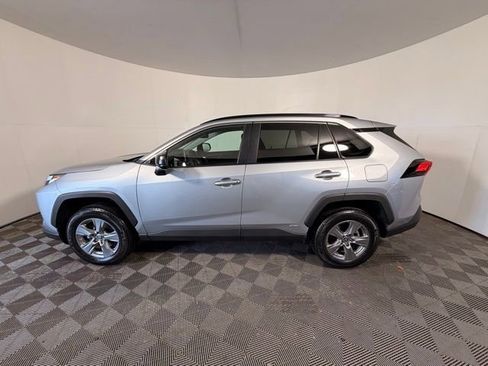 Used 2024 Toyota RAV4 LE AWD/4WD image 6