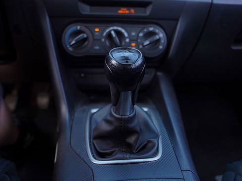 Used 2014 MAZDA MAZDA3 i Sport image 22