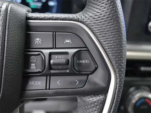 Used 2024 Toyota Tacoma TRD Off-Road image 23