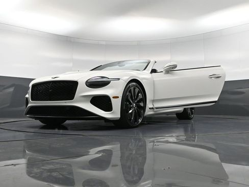 New 2026 Bentley Continental GTC image 40