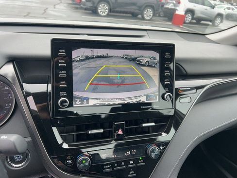 Used 2024 Toyota Camry XSE image 11