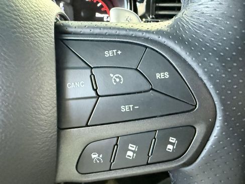 Used 2022 Dodge Durango GT image 32