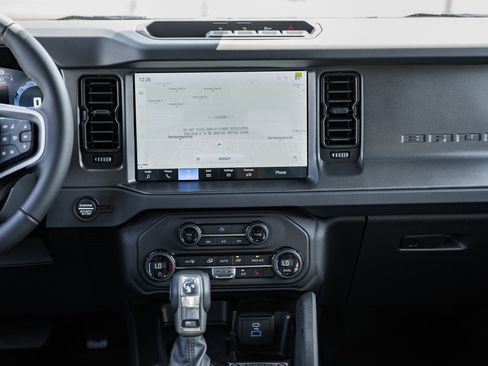 New 2025 Ford Bronco Big Bend w/ Black Diamond Package image 24