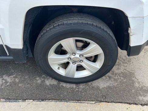 Used 2012 Jeep Patriot Latitude image 11