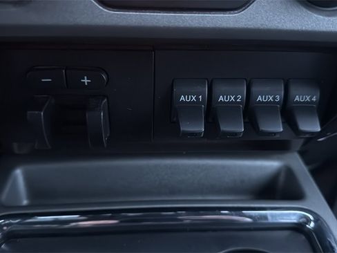 Used 2013 Ford F250 Platinum image 24