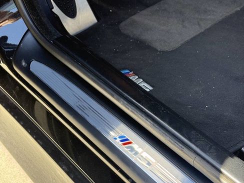 Used 2010 BMW M5 RWD image 34