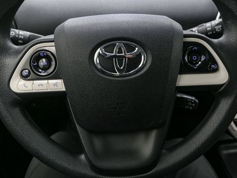 Used 2016 Toyota Prius Two image 26