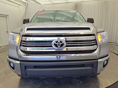 Certified 2016 Toyota Tundra SR5 AWD/4WD image 32