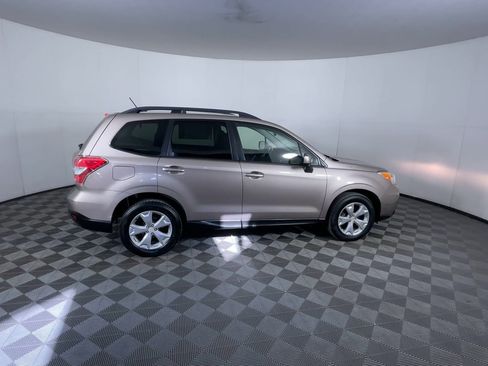 Used 2014 Subaru Forester 2.5i Premium w/ Popular Package #2 image 9