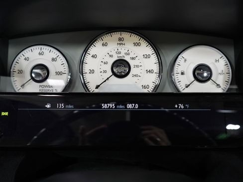 Used 2010 Rolls-Royce Ghost RWD image 24