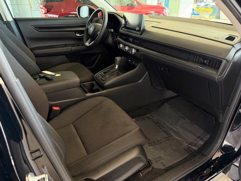 Used 2024 Honda CR-V LX image 17